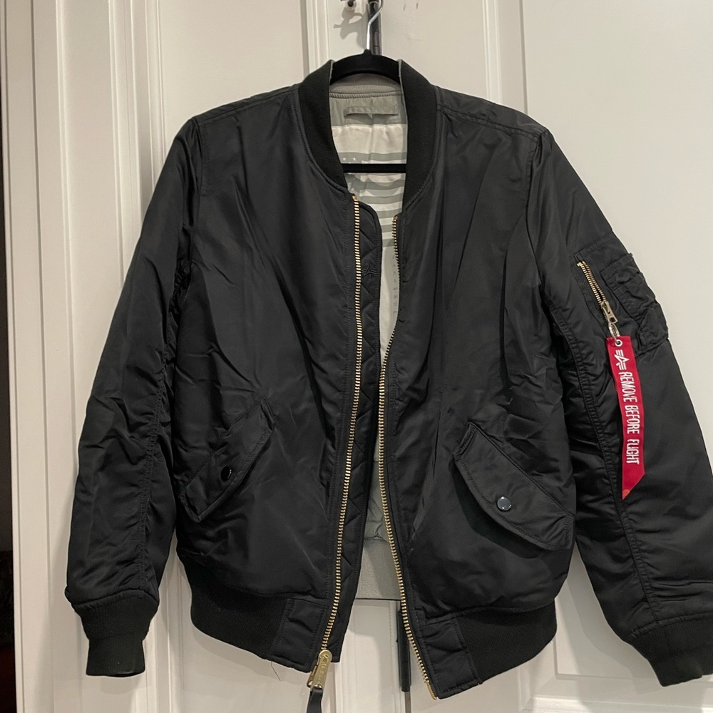 Womens size small Alpha industries bomber